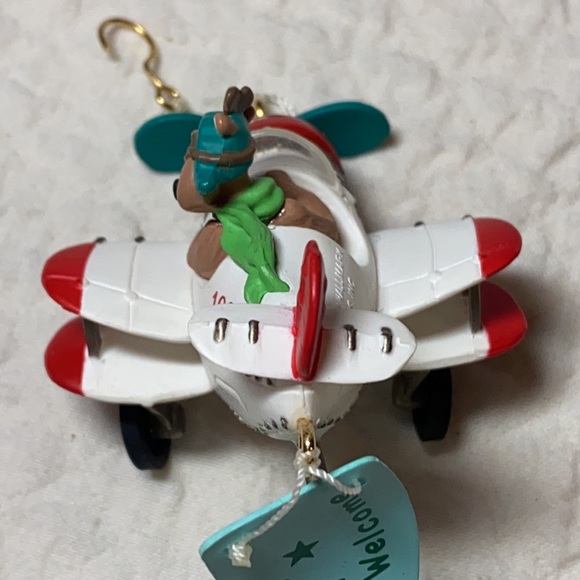 Vintage 1992 “Rodney Takes Flight” Hallmark Collector’s Club Member Ornament Box - Picture 4 of 14